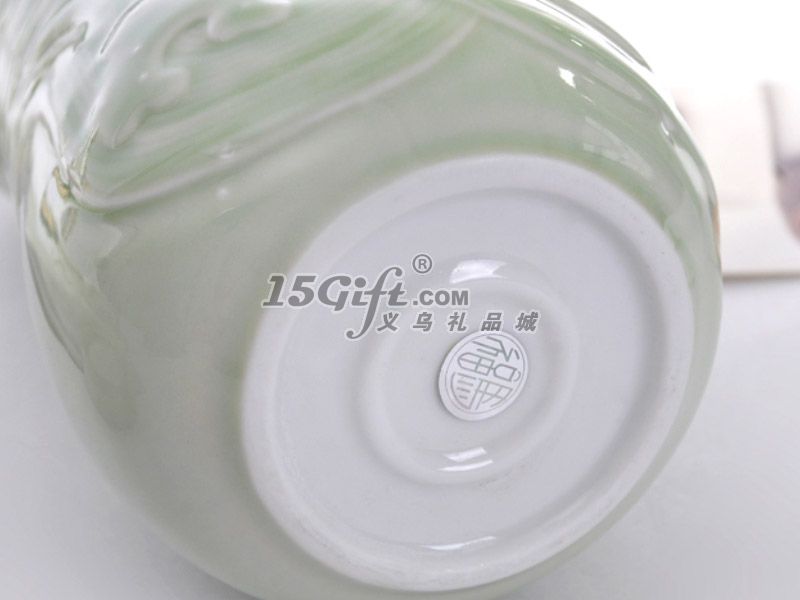 龙腾寿禧双层雕刻青瓷礼品杯,HP-029381